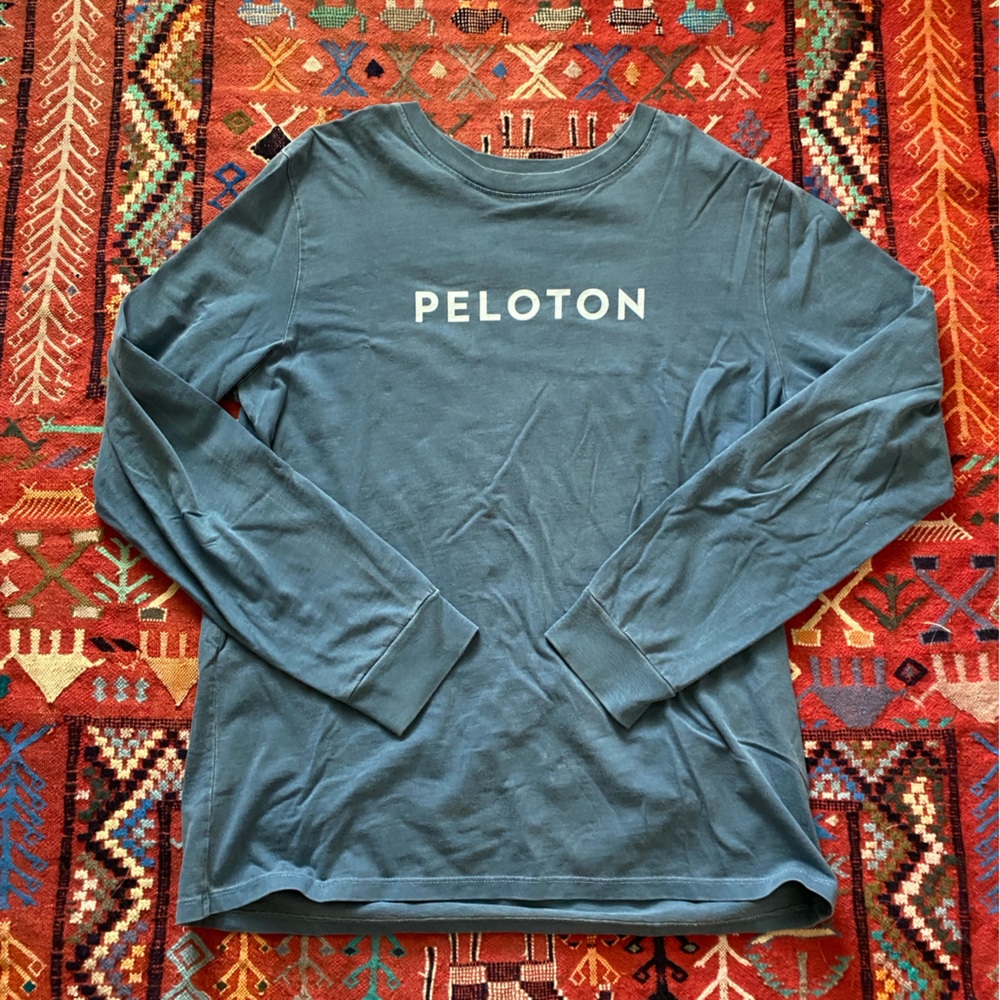 NWOT Peloton Blue Crew Neck Longsleeve Shirt